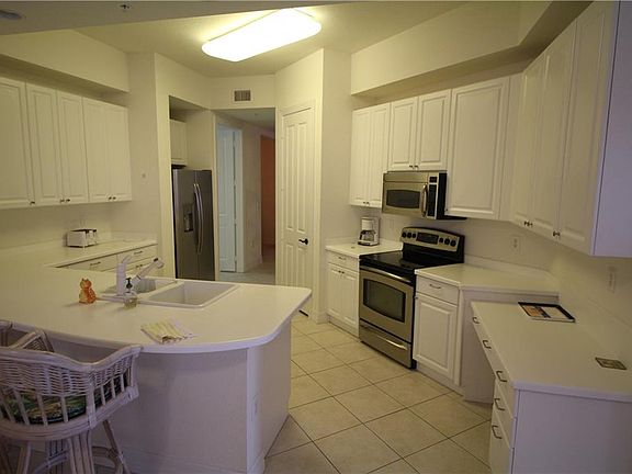 5th image of 96 Vivante Blvd Building 2