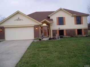 1145 Nelis Ct, Waynesville, OH 45068