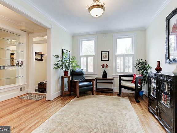 5th image of 410 N Alfred St