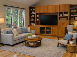 1985 Lambs Rd, Charlottesville, VA 22901