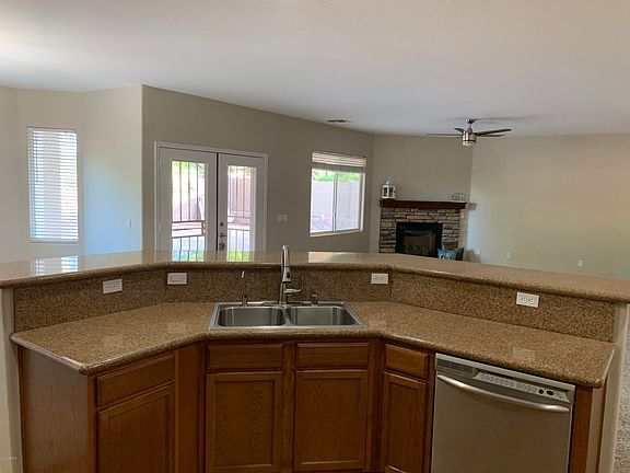 4th image of 18353 W Maui Ln