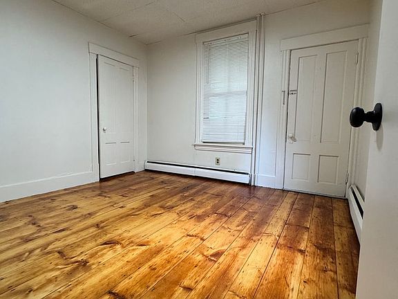 5th image of 12 Normal St #B