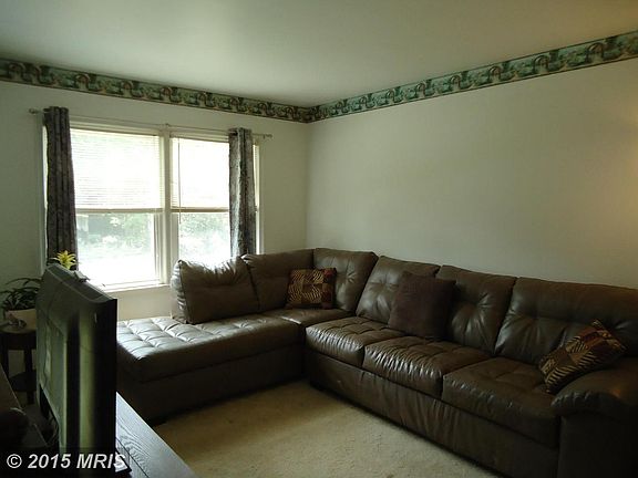 4th image of 515 Pleasants Dr