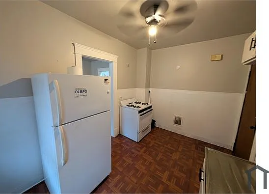 2 bed, 1010 sqft, $875 — Photo 4