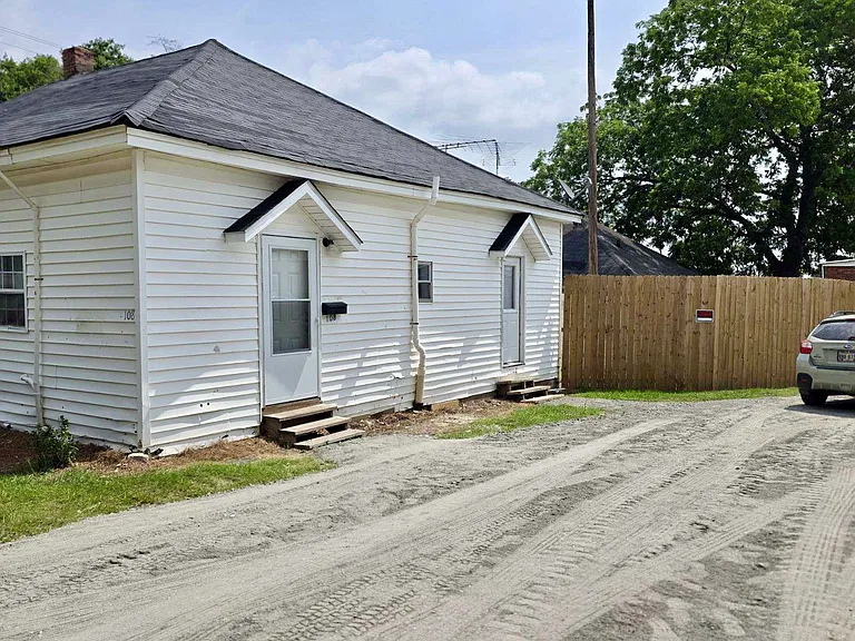 108 Market St — Photo 3