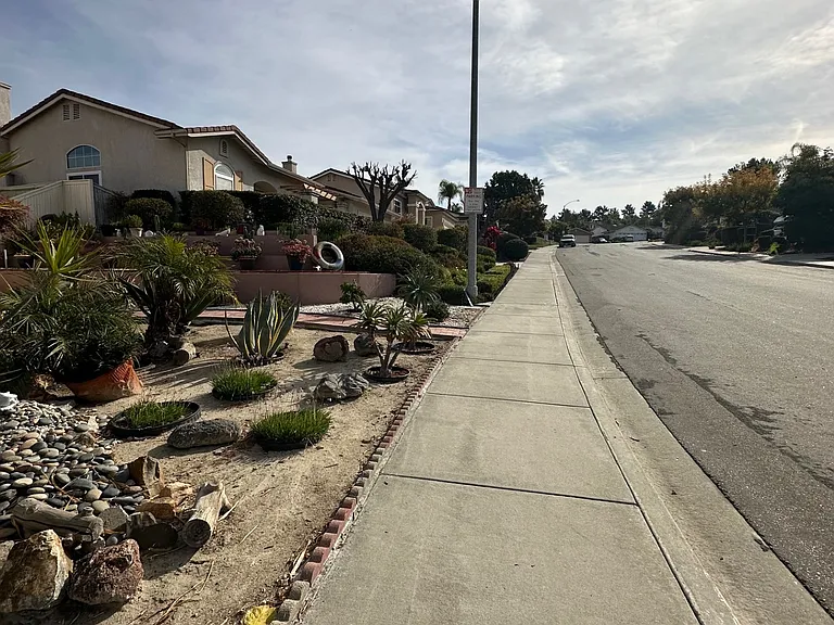 1524 Saran Ct — Photo 17