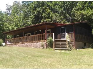 283 Cherokee Dr, Helenwood, TN 37755