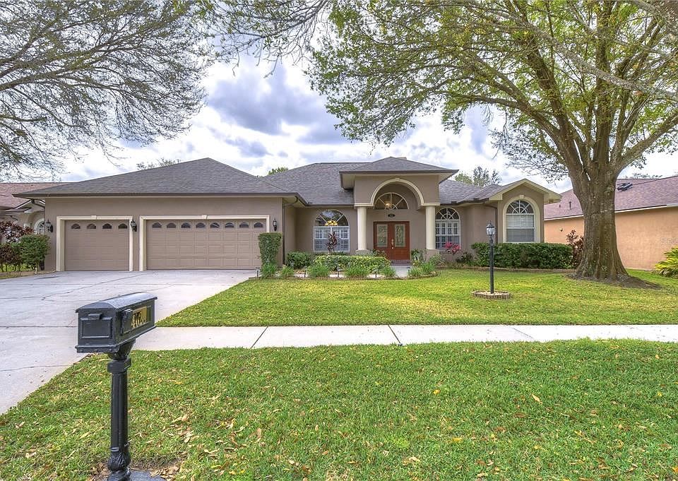 1st image of 4028 Valrico Grove Dr