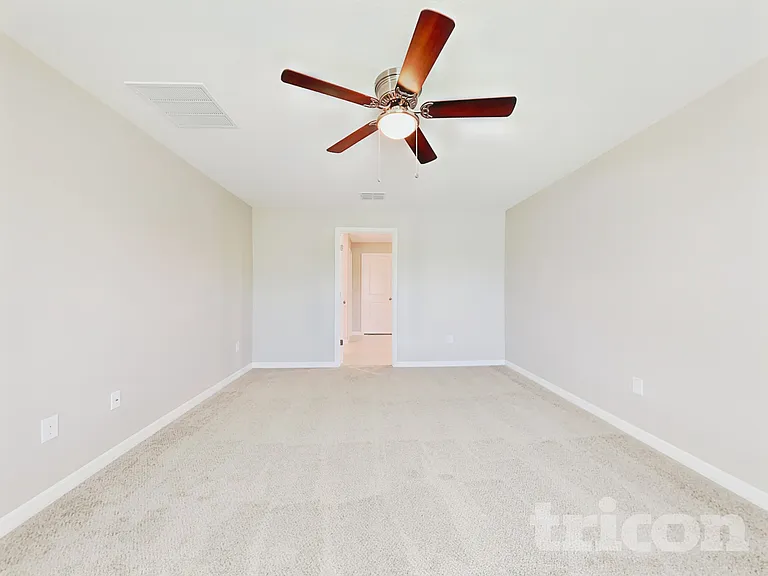 5541 Turkey Creek Way — Photo 6