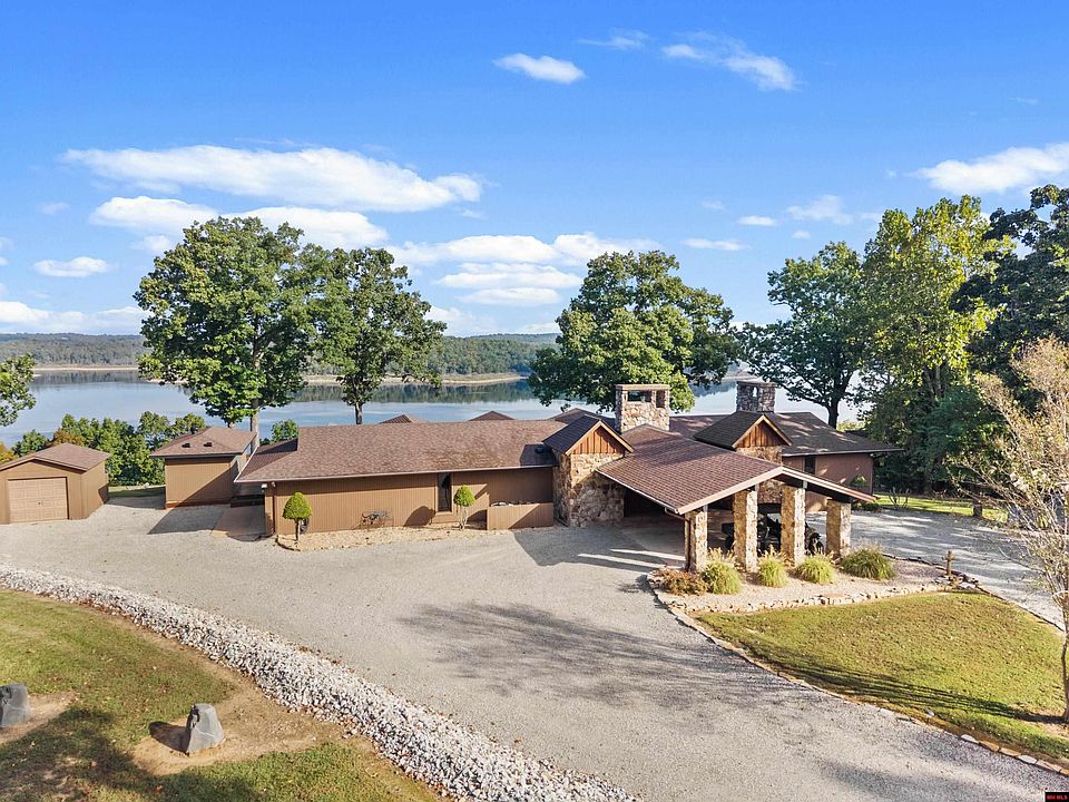 1st image of 639 Sycamore Springs Cir