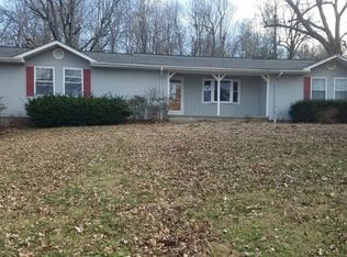 1623 Oak Level Rd, Benton, KY 42025