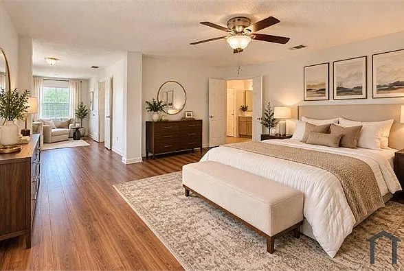 7 bed, 4101 sqft, $4,900 — Photo 2