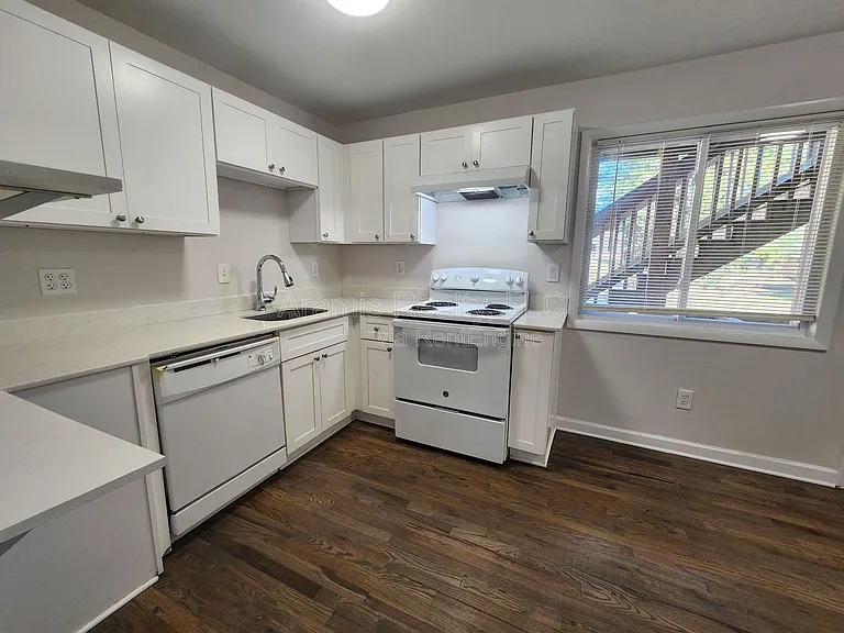 1651 Line Cir #1 — Photo 5
