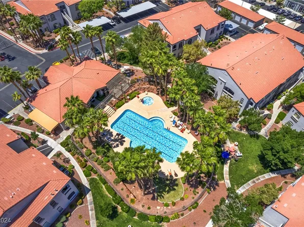 700 Carnegie St APT 2723, Henderson, NV 89052