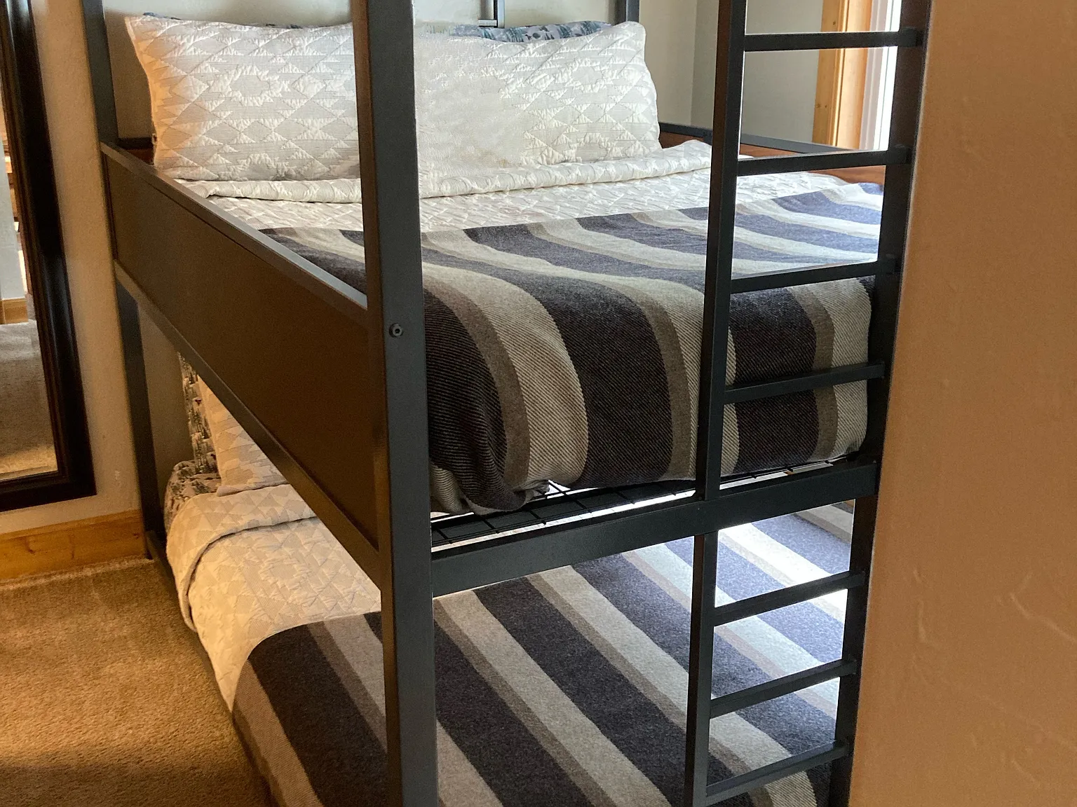 1 bed, 432 sqft, $2,200 — Photo 2