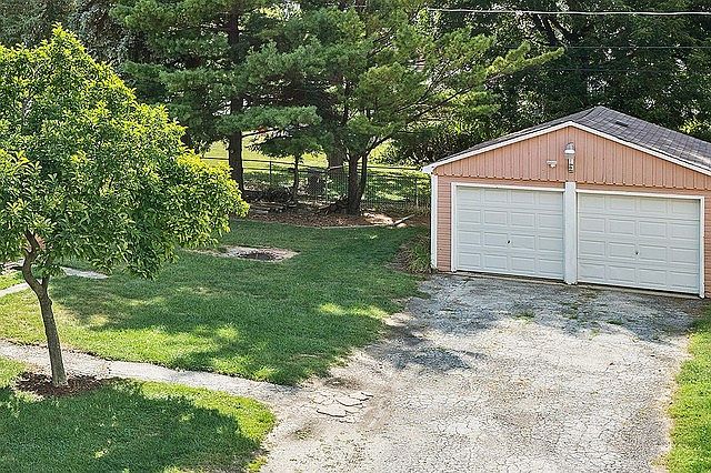 1st image of 9840 Merton Ave