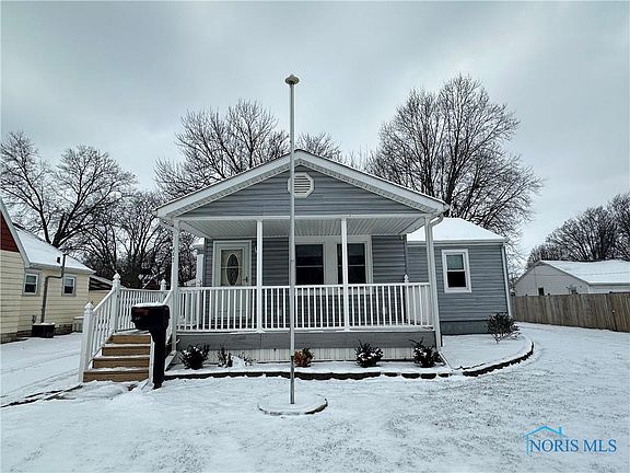 2nd image of 1009 Leonard Ct