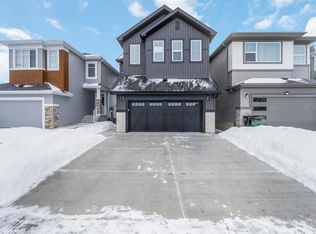 6949 176a Ave NW, Edmonton, AB T5Y 0V1