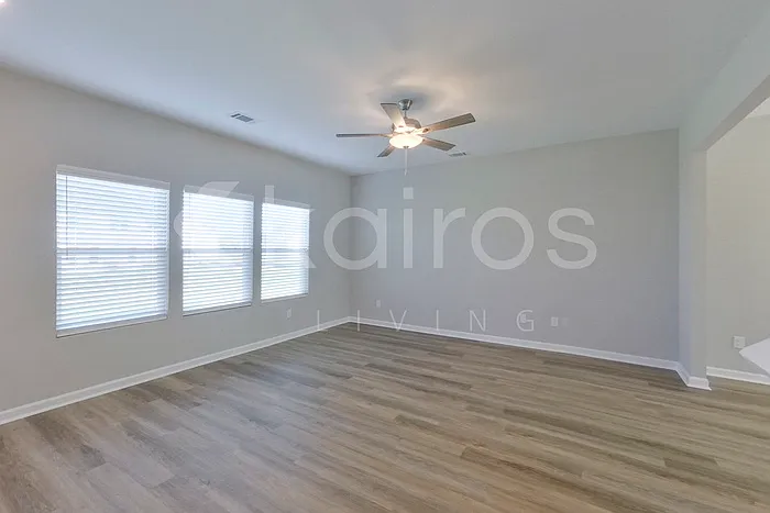 7161 Foggy River Dr — Photo 9