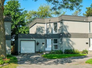 42 Compata Way, Ottawa, ON K1B4W9