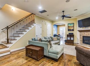 4417 Floyd St #B, Houston, TX 77007