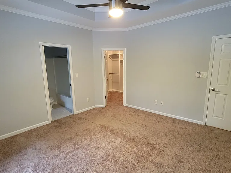 471 Revolution Ln — Photo 15