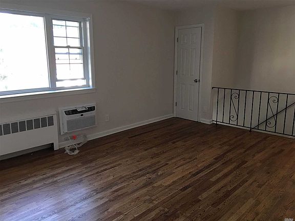 5th image of 451 Main St APT 14