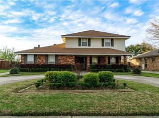 5872 Louis Prima Dr W, New Orleans, LA 70128