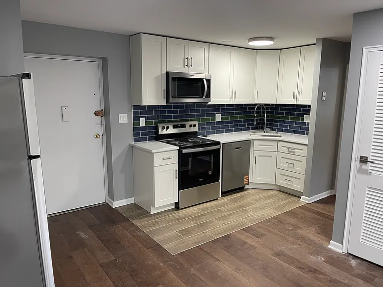 975 Parkside Pl #C3 — Photo 8