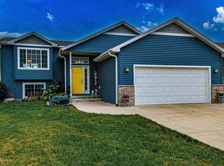 403 12th Ave NE, Kasson, MN 55944