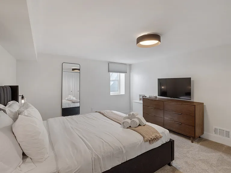22182 Berg Rd — Photo 45