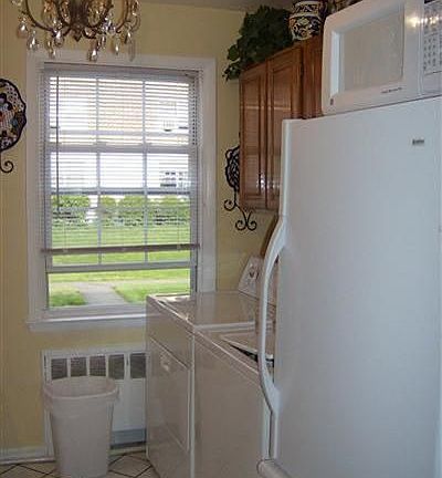 4th image of 29 Fieldstone Dr APT G3