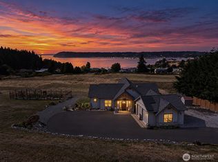 6182 Countner Ct, Clinton, WA 98236