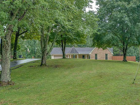 2nd image of 227 Lake Shore Dr