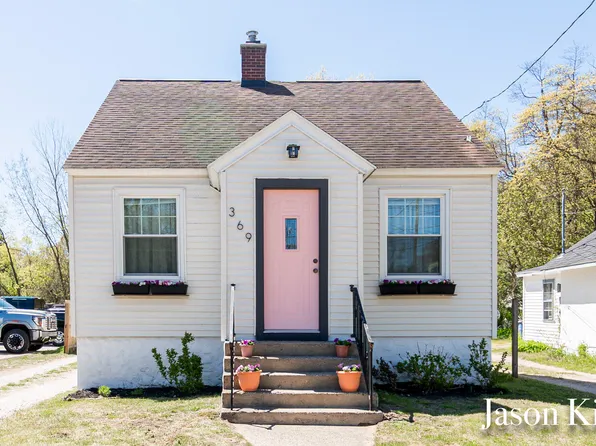 369 N 3rd Ave, Fruitport, MI 49415