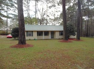 314 Crest Dr, Cochran, GA 31014