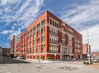 612 Central St APT 404, Kansas City, MO 64105