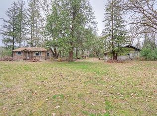 221 Stringer Gap Rd, Grants Pass, OR 97527