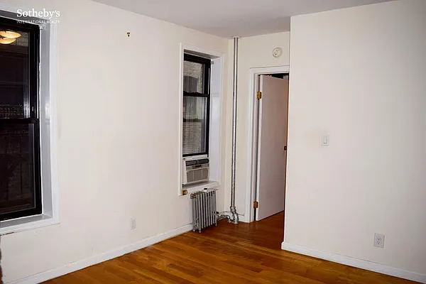 Rented by Sotheby's International Realty | media 12