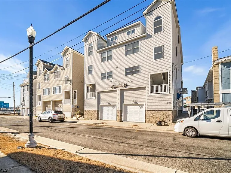 513 Barrett Ave #A — Photo 5