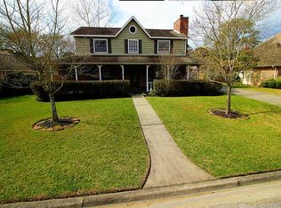 25719 Overlake Dr, Spring, TX 77380