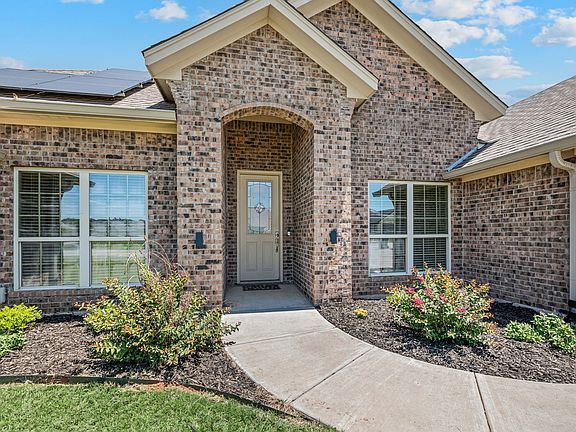 2nd image of 3201 White Horse Dr