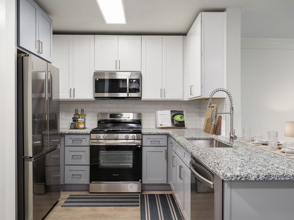 13690 Legacy Cir #609-A