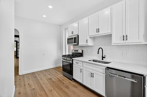 5402 Idaho Ave #1F Photo 1