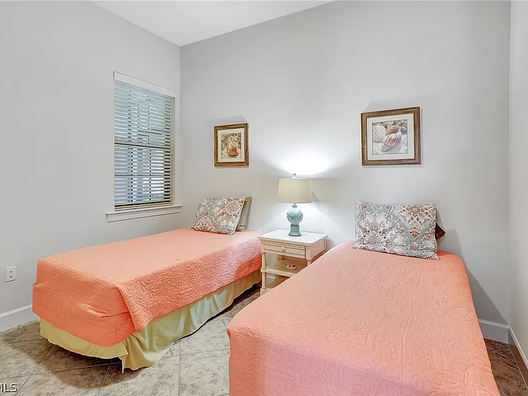 10879 Rutherford Rd — Photo 16