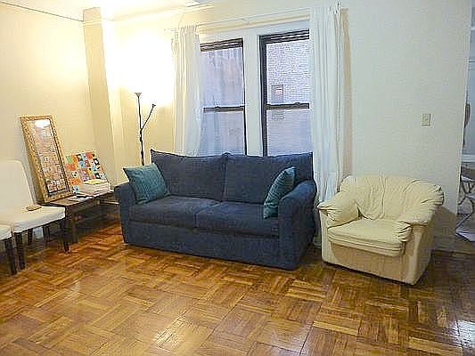 4th image of 133 W 71st St APT 2B