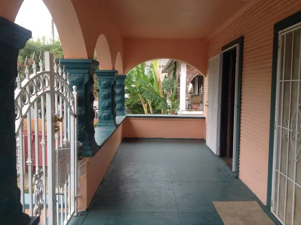 411 S Pilgrim St #A, Stockton, CA 95205