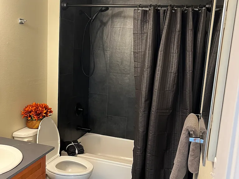 500 Elliott Ave W #208 — Photo 14