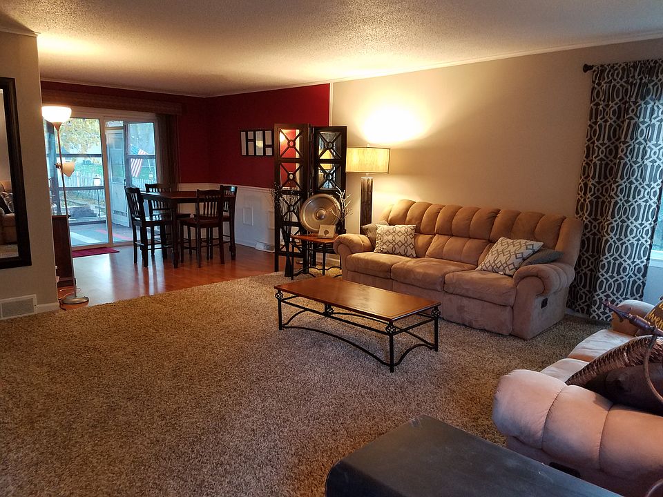 1st image of 405 Southview Dr
