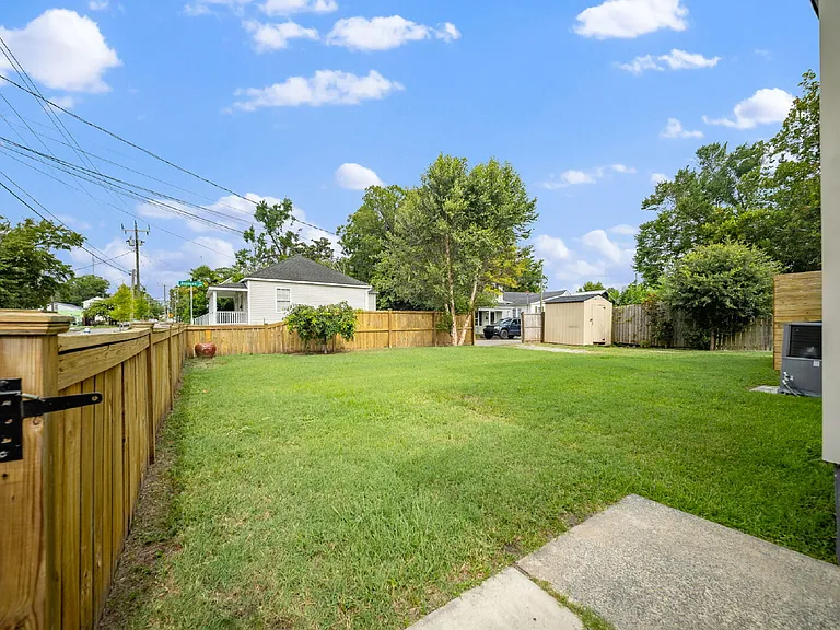 1109 Orange St — Photo 50